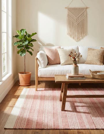 4' 1 x 6' 1 Hand Woven Lariat Rug