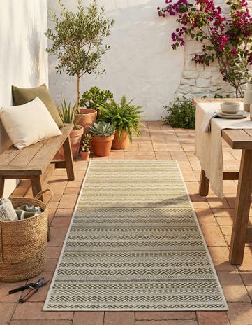 Green Easy-Clean Ribbon Indoor / Outdoor Runner Rug