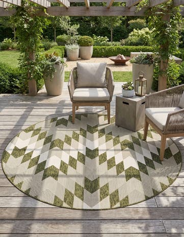 7' 10 x 7' 10 Easy-Clean Modern Indoor / Outdoor Round Rug