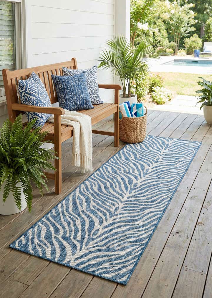 2' x 8' Easy-Clean Safari Indoor / Outdoor Runner Rug