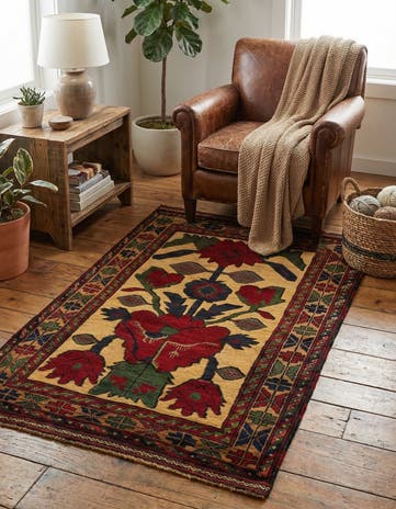2' 10 x 4' 8 Hand Knotted Sumak Wool Rug