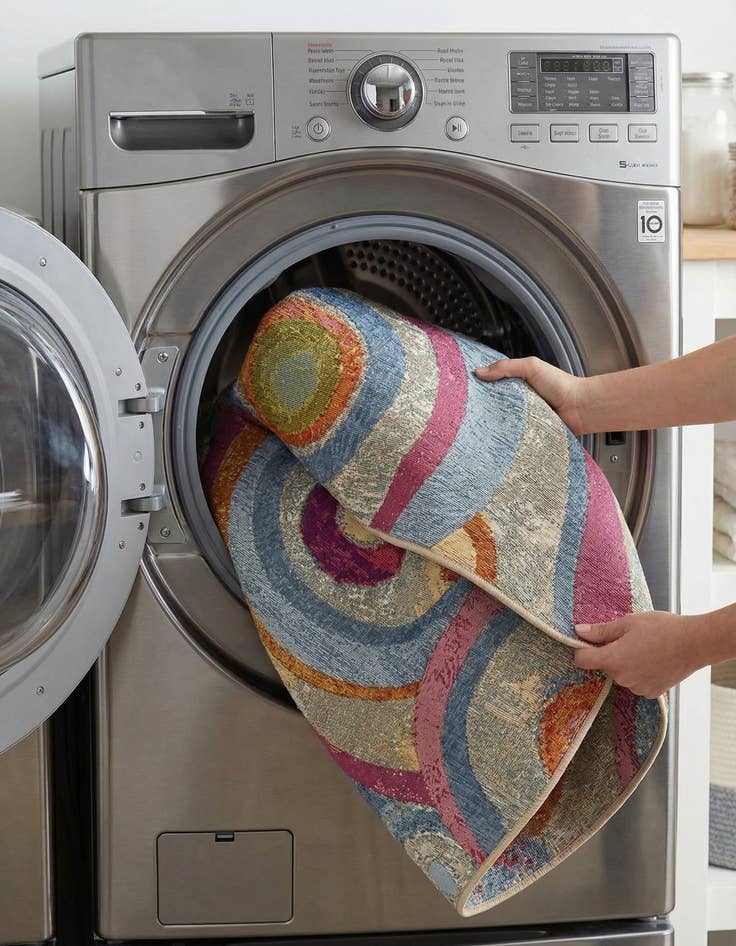 Detail image of  5' x 5'  Washable Modern Indoor / Outdoor Round Rug