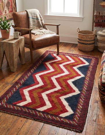 2' 9 x 4' 8 Hand Knotted Balouch Persian Wool Rug