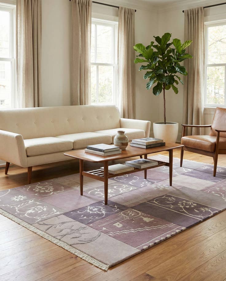 Detail image of 4' 7 x 6' 9 Hand Knotted Darya Wool Rug