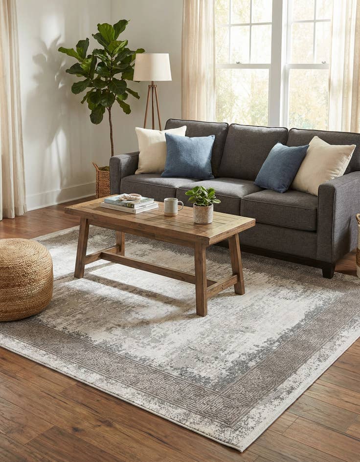 Detail image of 5' 2 x 7' 9 Oasis Rug