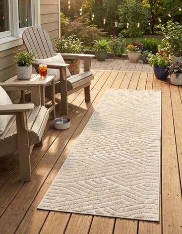 Beige Easy-Clean Sabrina Soto Hudson Indoor / Outdoor Runner Rug