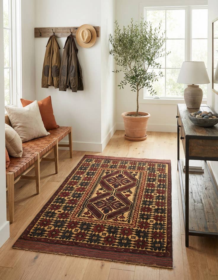 Detail image of 4' 5 x 6' 4  Hand Knotted Sumak Wool Rug