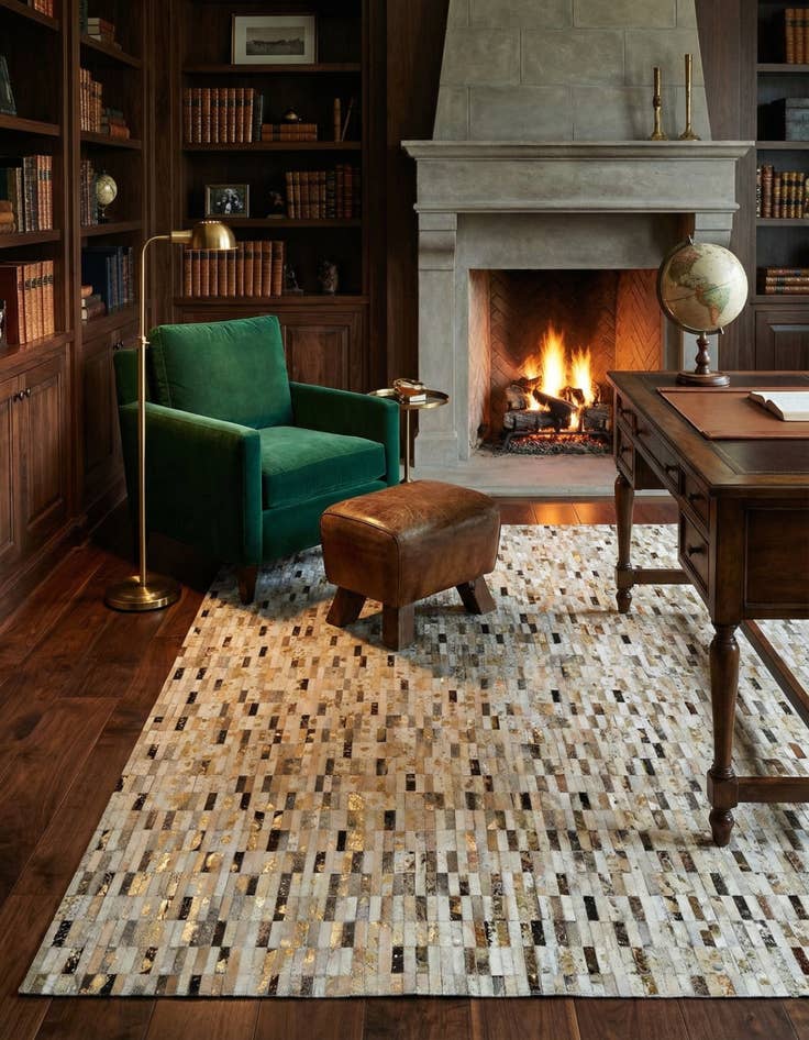 Detail image of  7' 11 x 10' Cowhide - Patchwork Rug