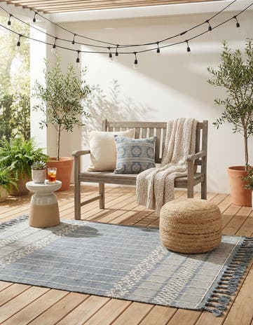 4' 1 x 6' 1 Easy-Clean Eco Bohemian Indoor / Outdoor Rug