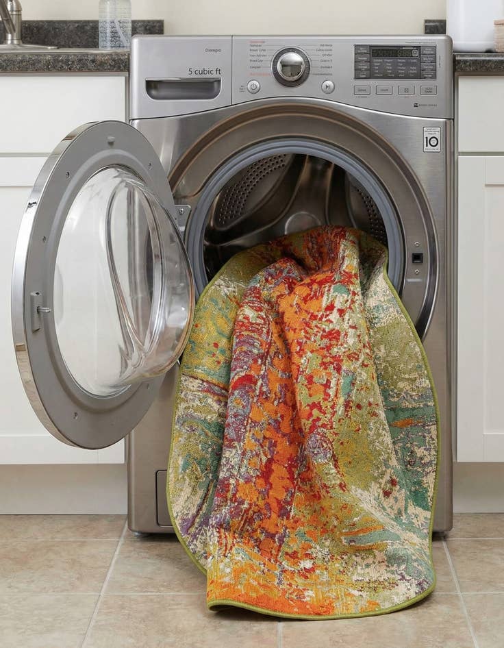 Detail image of 5' x 5'  Washable Modern Indoor / Outdoor Round Rug