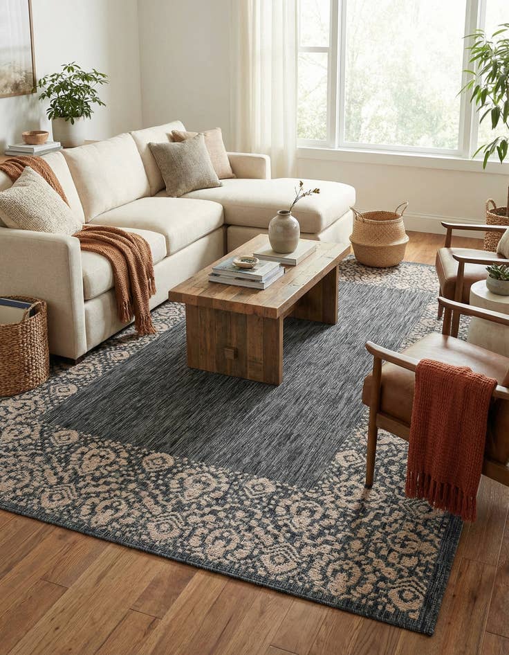 Detail image of 7' 10 x 11'  Washable Border Indoor / Outdoor Rug