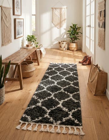 Black and White Athena Shag Runner Rug