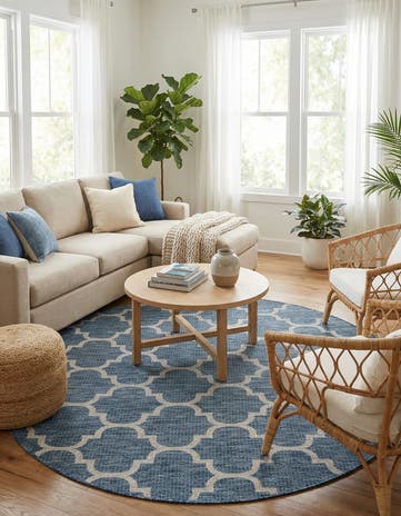 7' 10 x 7' 10 Easy-Clean Lattice Indoor / Outdoor Round Rug