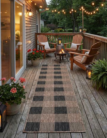 2' x 8' Easy-Clean Checkered Indoor / Outdoor Runner Rug