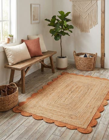 4' 1 x 6' 1 Handmade Scallop Braided Jute Rug