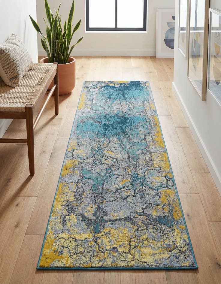 Detail image of  2' 7 x 10'  Washable Modern Indoor / Outdoor Runner Rug