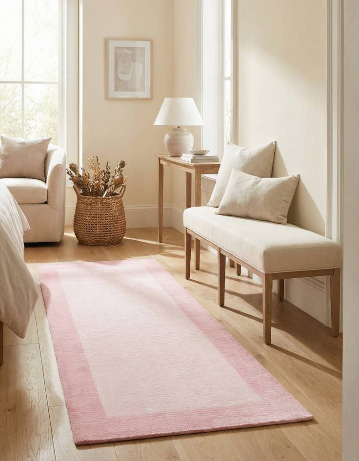 Detail image of 2' 8 x 4' 11  Hand Knotted Darya Wool Rug