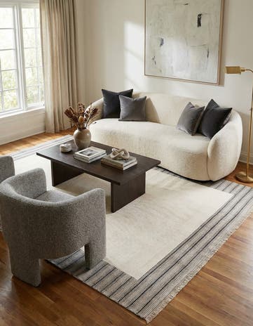 7' 9 x 9' 9 Hand Knotted Darya Wool Rug