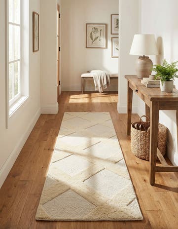 2' x 8' Hand Woven Lattice Wool Runner Rug
