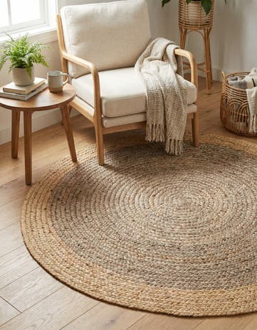 3' 3 x 3' 3 Handmade Braided Jute Round Rug