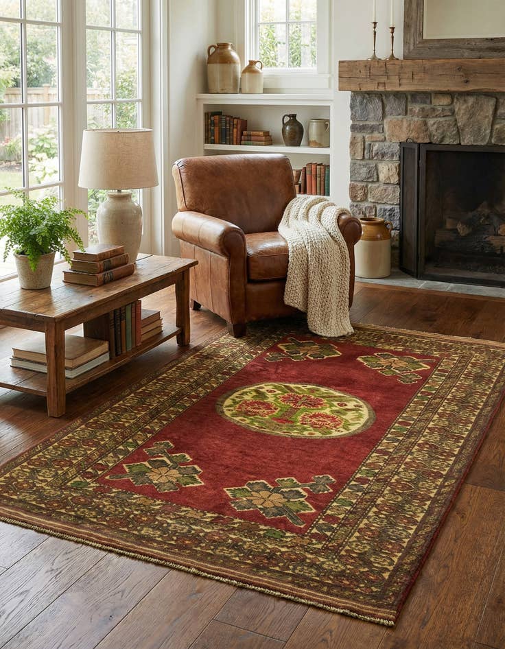 Detail image of 4' 2 x 6' 3  Hand Knotted Sumak Wool Rug