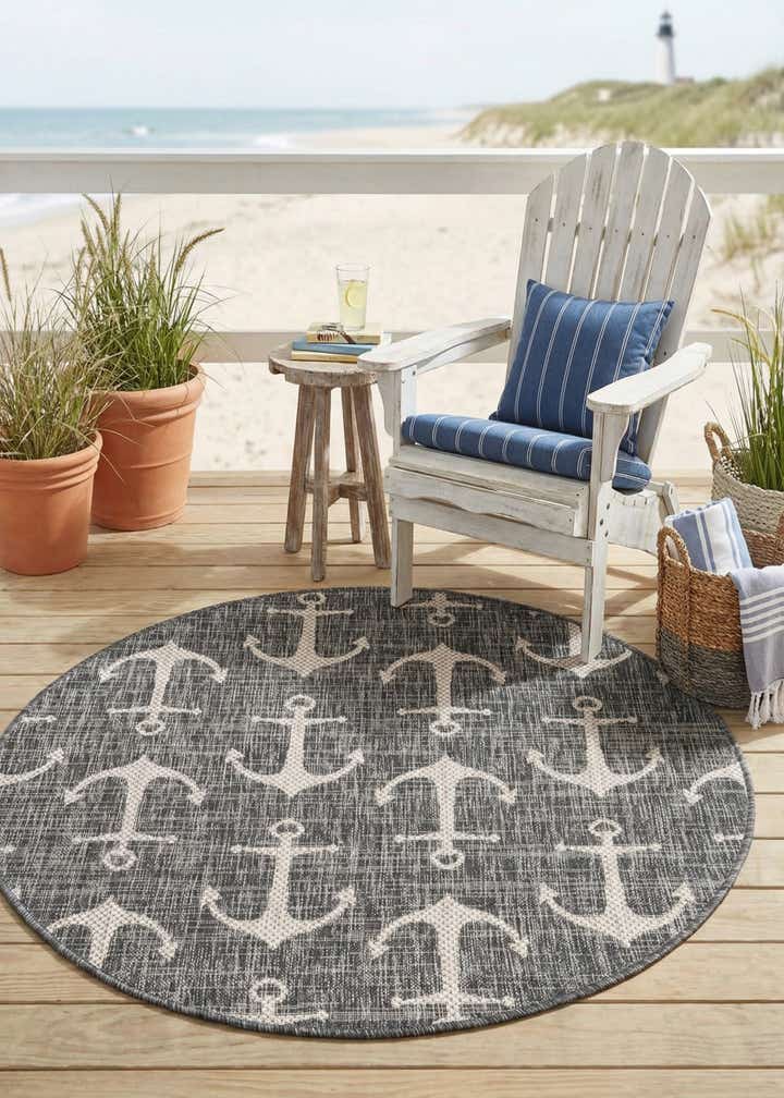 4' x 4' Easy-Clean Coastal Indoor / Outdoor Round Rug