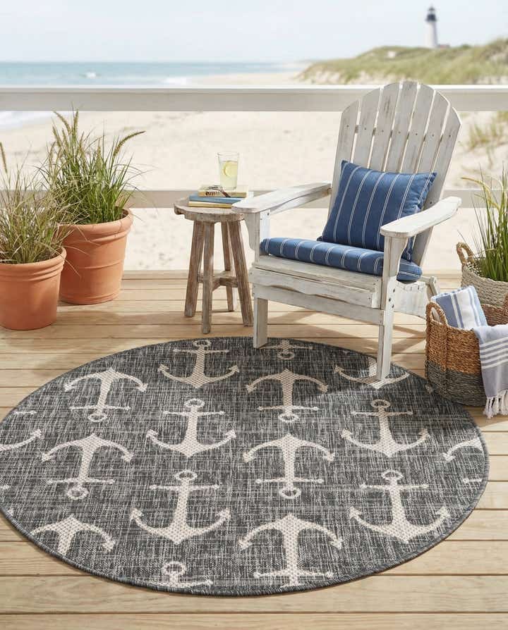 4' x 4' Easy-Clean Coastal Indoor / Outdoor Round Rug