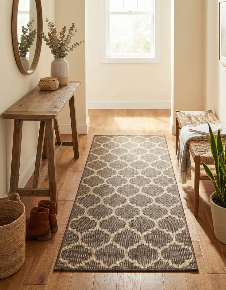 Detail image of 2' 9 x 6' Dunes Runner Rug