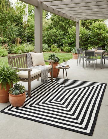 Black and White Easy-Clean Eco Verse Washable Indoor / Outdoor Rug