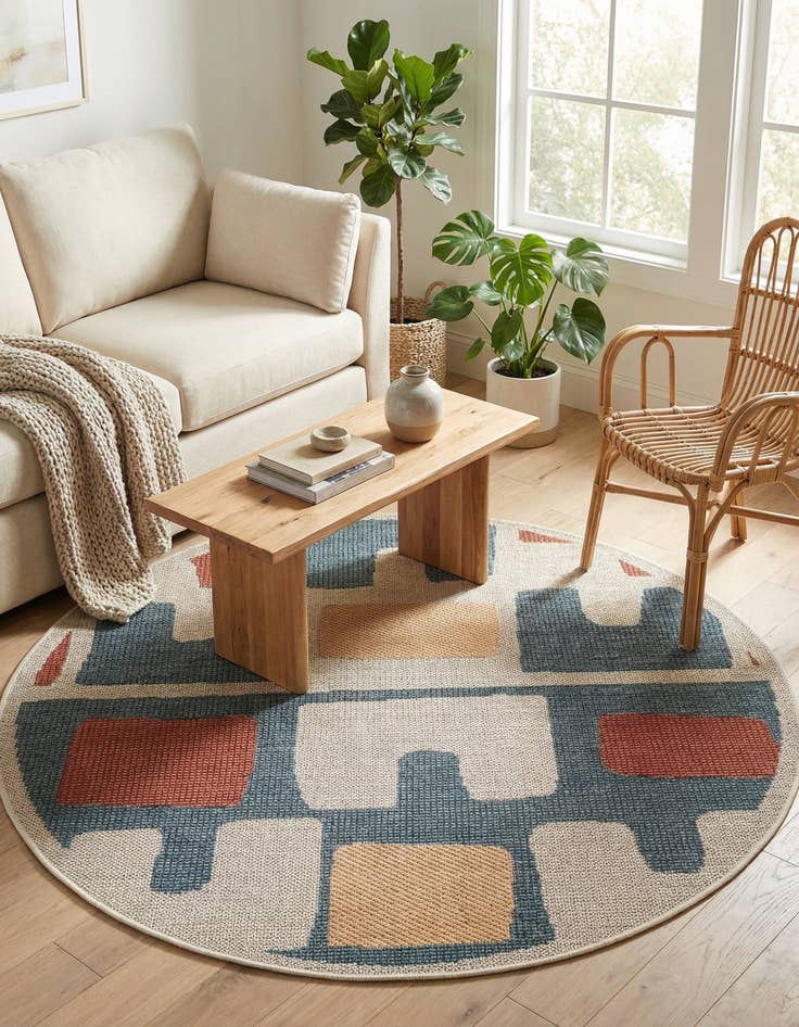 Detail image of  4' 1 x 4' 1  Washable Baja Indoor / Outdoor Round Rug