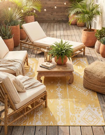 7' x 10' Easy-Clean Bohemian Indoor / Outdoor Rug