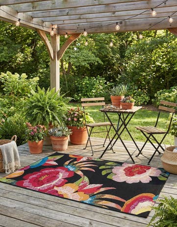 3' 3 x 5' 3 Easy-Clean Botanical Indoor / Outdoor Rug