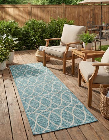2' x 6' Easy-Clean Lattice Indoor / Outdoor Runner Rug