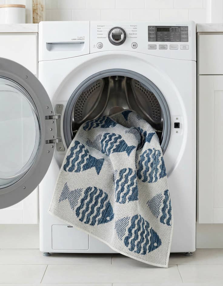 Detail image of 2' x 5' 3  Washable Coastal Indoor / Outdoor Runner Rug