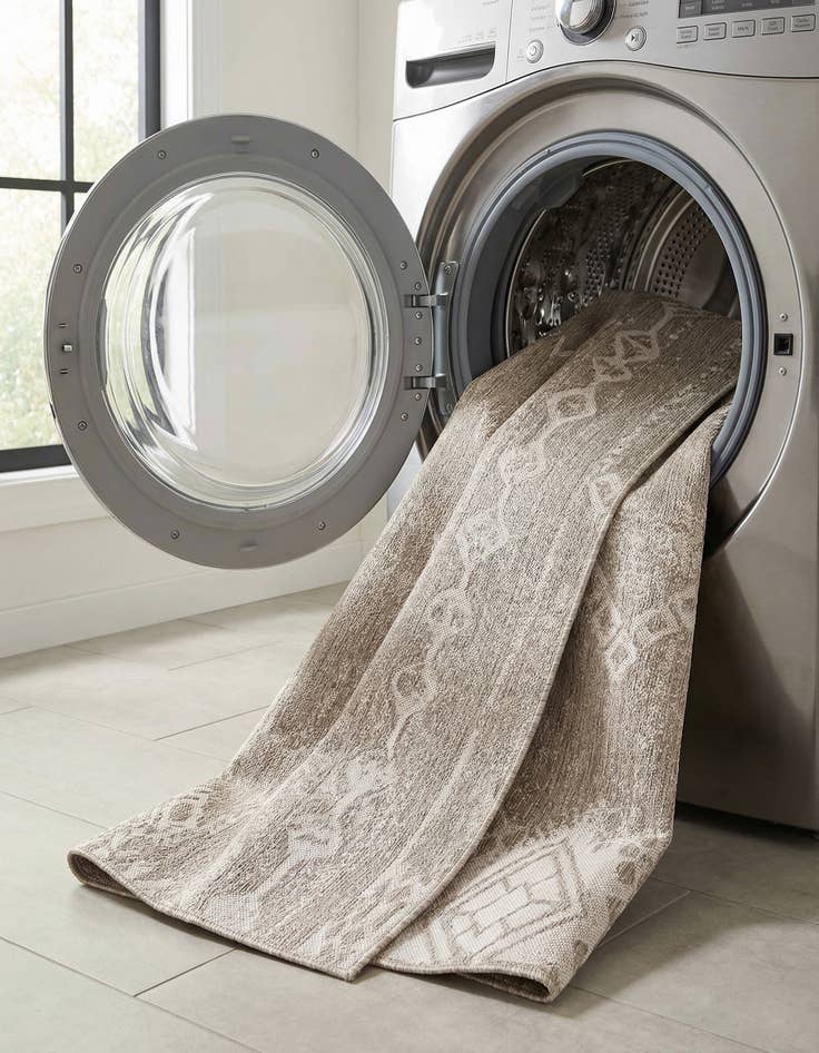 Detail image of  6' x 9'  Washable Bohemian Indoor / Outdoor Rug