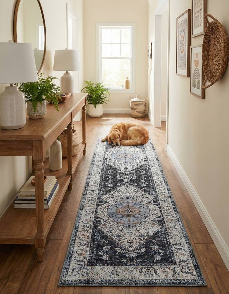 Detail image of 2' 7 x 12' Yara Runner Rug