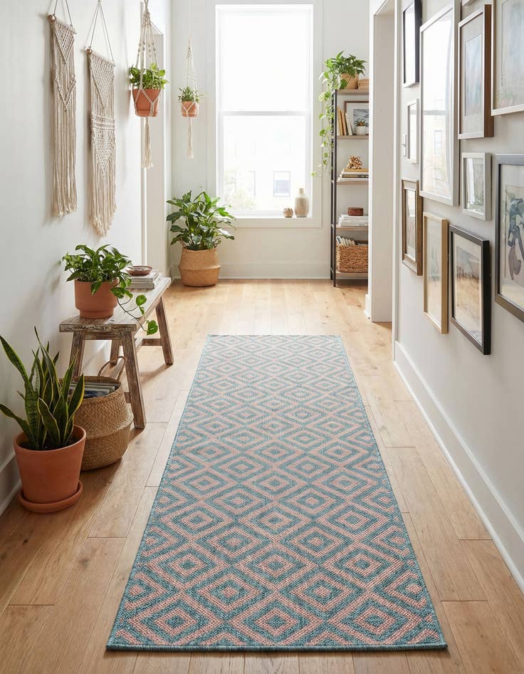 Detail image of 2' x 6' Easy-Clean Jill Zarin Costa Rica Indoor / Outdoor Runner Rug