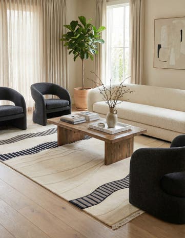 6' 7 x 9' 5 Hand Knotted Darya Wool Rug