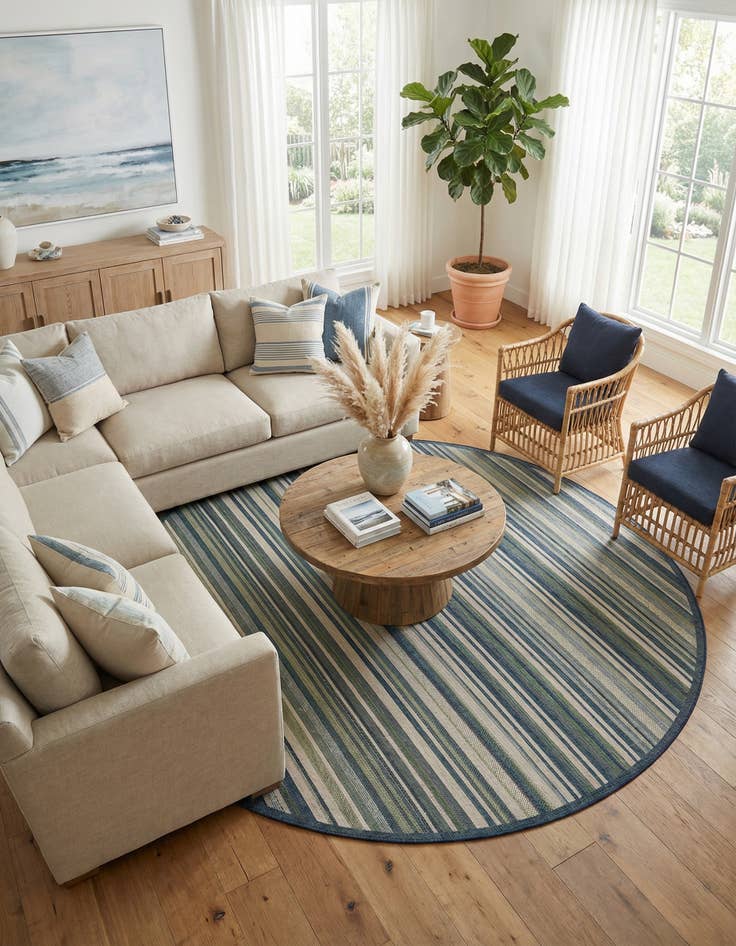 Detail image of 12' x 12'  Washable Baja Indoor / Outdoor Round Rug