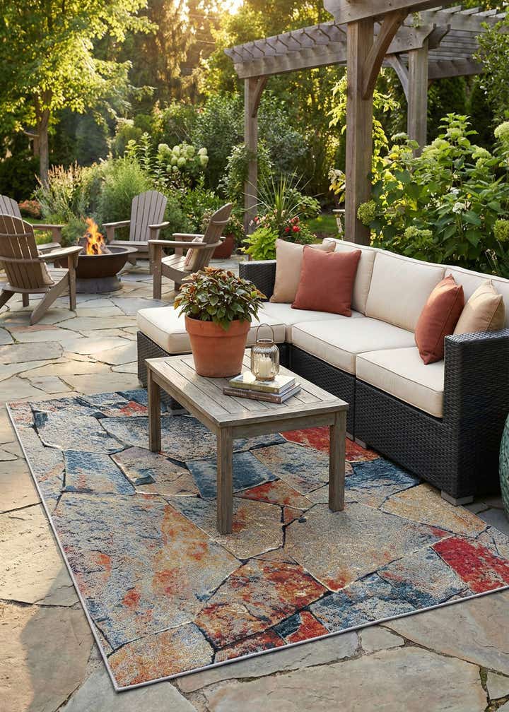 5' x 7' Easy-Clean Modern Indoor / Outdoor Rug