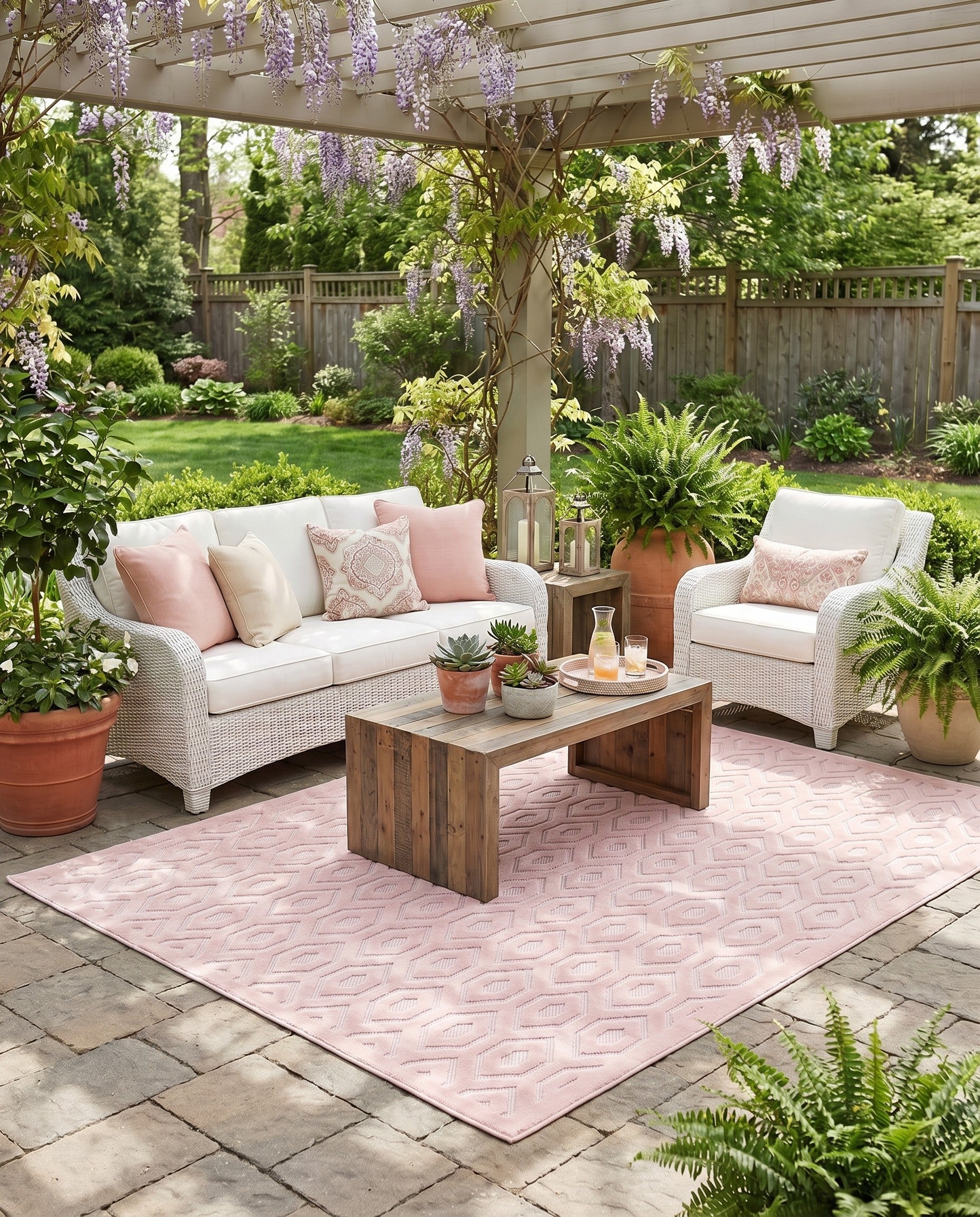 Pink Easy-Clean Trellis Textured Indoor / Outdoor Rug
