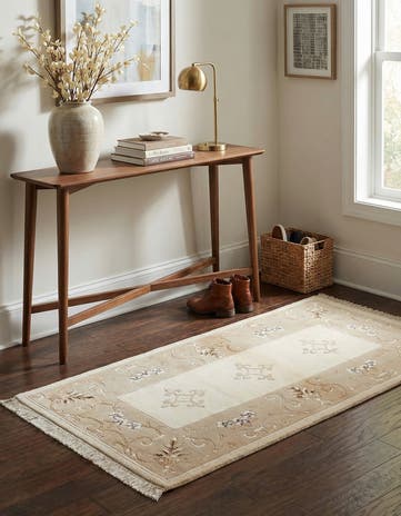 2' 8 x 4' 8 Hand Knotted Darya Wool Rug