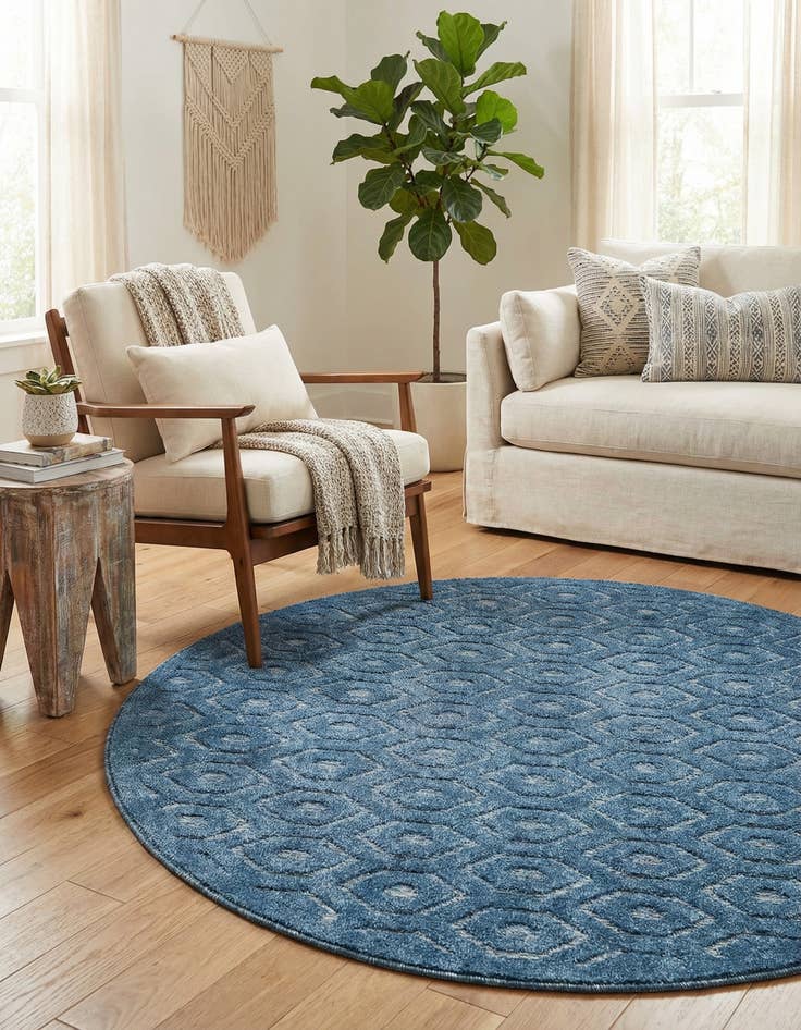 Detail image of 5' 3 x 5' 3  Washable Trellis Textured Indoor / Outdoor Round Rug