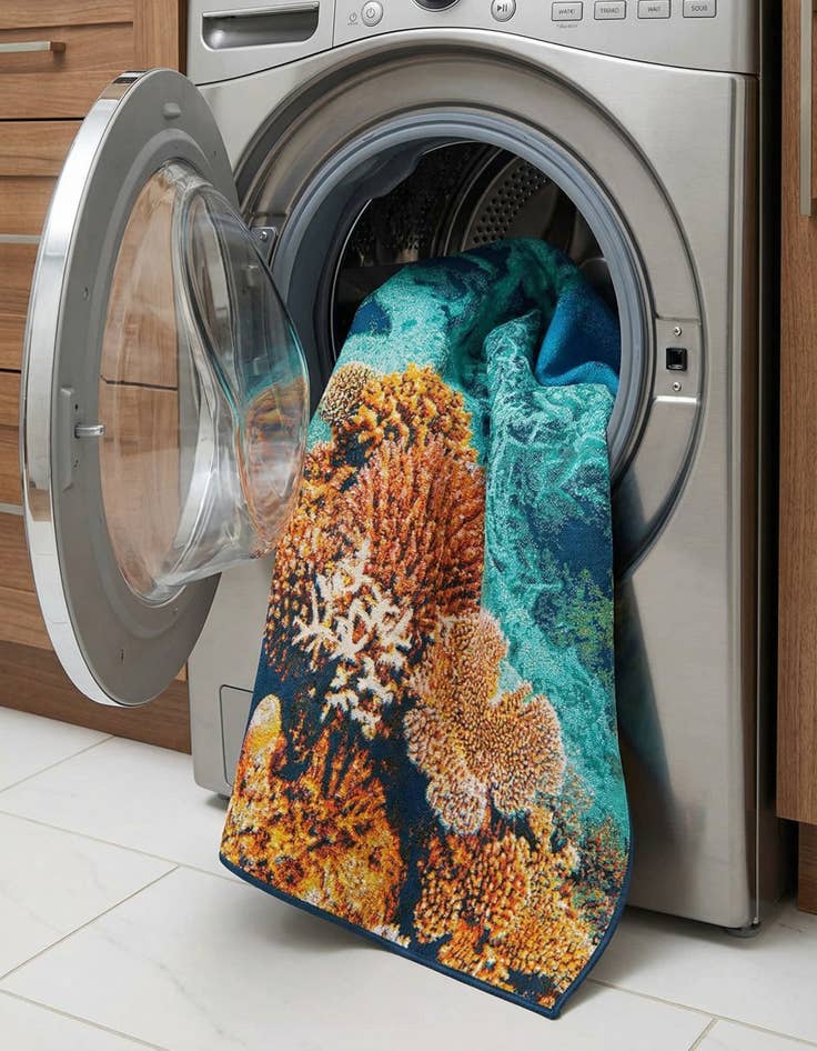 Detail image of 5' 3 x 8'  Washable Coastal Indoor / Outdoor Rug