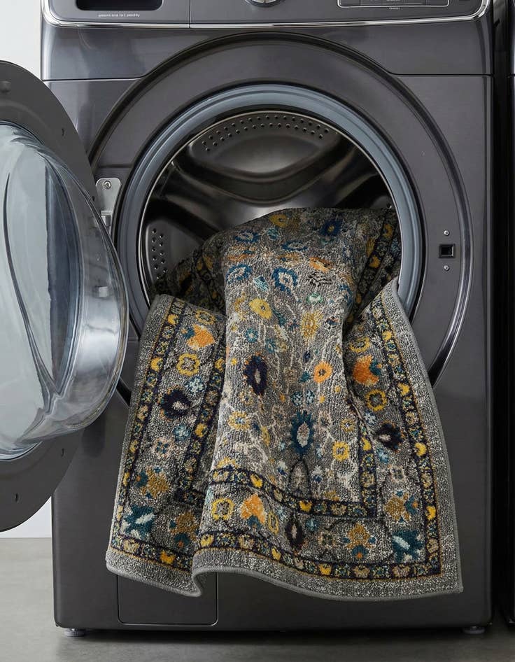 Detail image of 5' x 8'  Washable Palazzo Rug