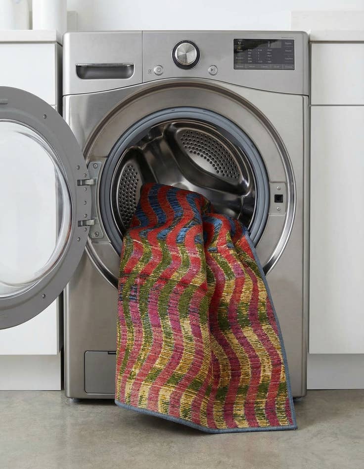 Detail image of 2' 2 x 3'  Washable Modern Indoor / Outdoor Rug