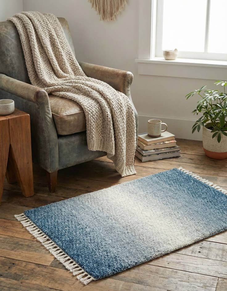 Detail image of 1' 4 x 1' 4 Lagom Shag Sample Rug