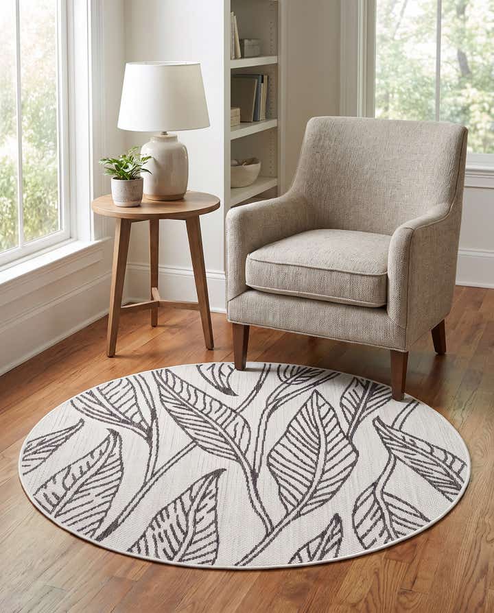 4' x 4' Easy-Clean Botanical Indoor / Outdoor Round Rug