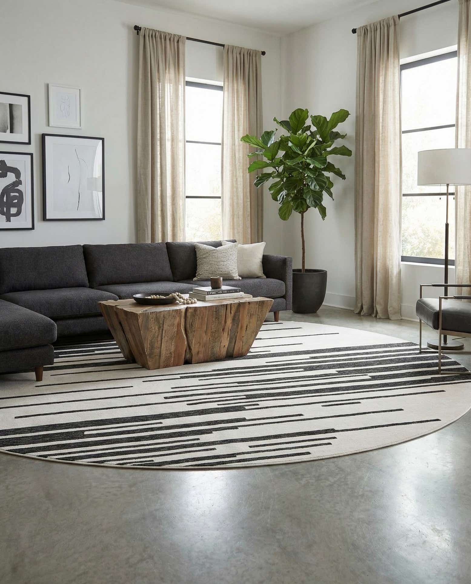 13' x 13' Easy-Clean Modern Indoor / Outdoor Round Rug