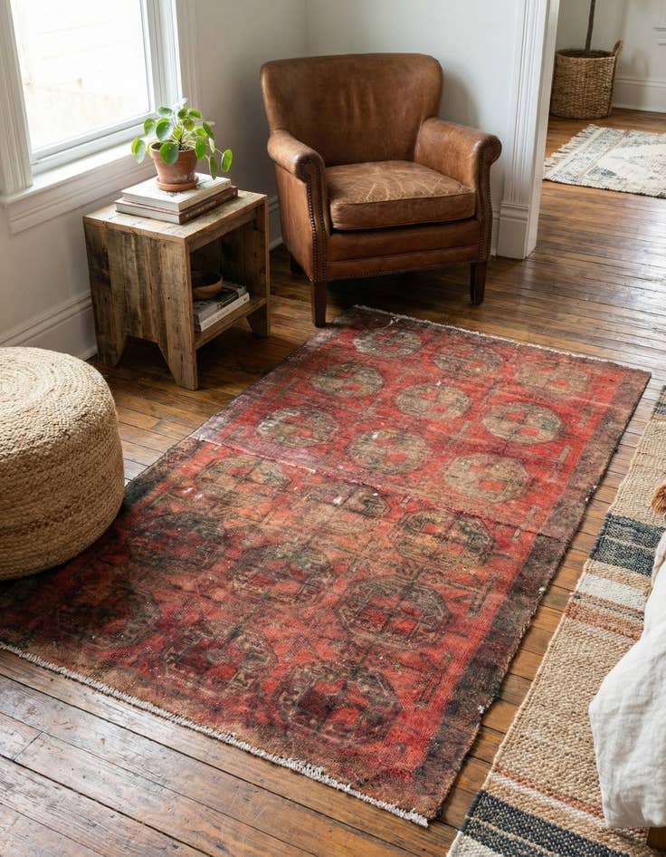 Detail image of 2' 8 x 4' 4  Hand Knotted Ultra Vintage Persian Wool Rug